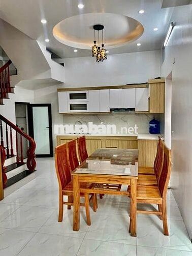 Em Công  cần bán nhà 5t,40m tại Phan Đình Giót,HĐ,mặt ngõ chỉ nhỉnh 7t