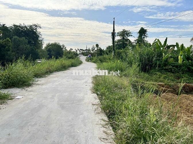 BÁN 02 NỀN THỔ CƯ XIN PHÉP XD ĐƯỢC NGAY.