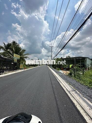 BẤN 451 M2 ĐẤT MẶT TIỀN ĐƯỜNG BÔNG VANG GIÁ 4,7 TỶ