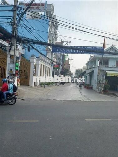 Bán nhà cạnh Bệnh viện Bình Tân giá chỉ 2 tỷ