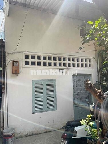 nhà ở 1 trệt 1 gác (tổng 40m2) 1PN riêng full nội thất kv an ninh