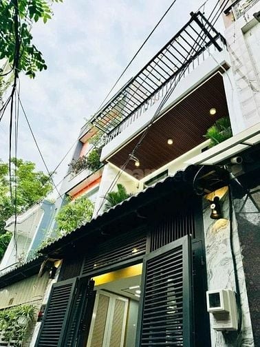 Nhà 4 x 11 đúc 1 trệt 1 lầu đường Quang Trung phường 10 gò vấp 