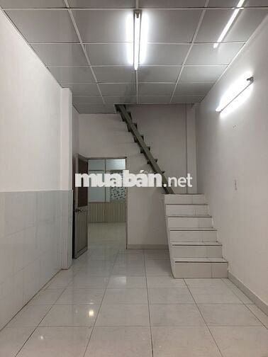 Nhà mới 126/ Phan Văn Trị, 2PN, 1Gác lửng, Máy lạnh sẵn, vào ở ngay