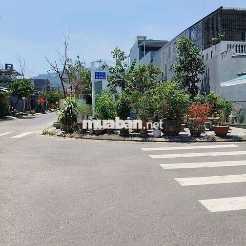 Lô Góc Hai Mặt Tiền. Dt 144 mét