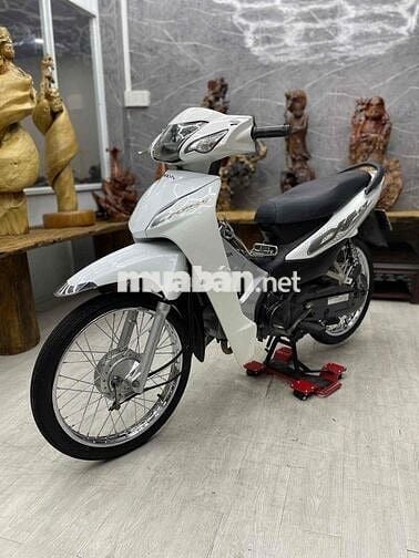 👉Wave A 2020 chính chủ xe đẹp máy bao êm
