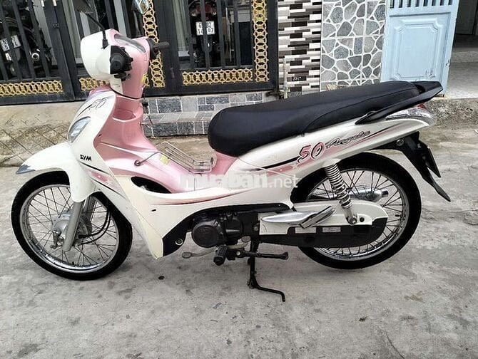 Xe 50ccko cần bằng lái biển 65