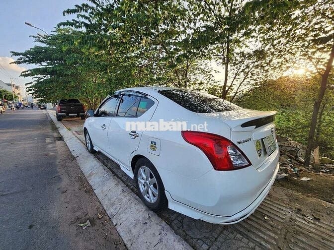 Nissan Sunny Số Tự Động Xe Gia Đình