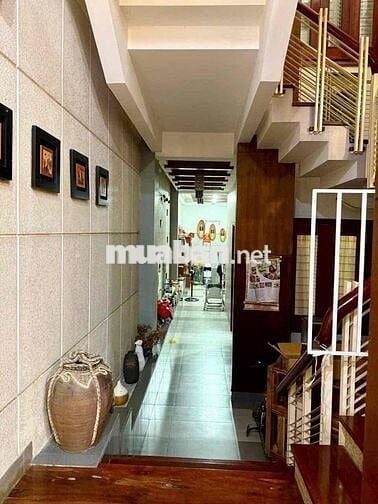 Bán Nhà Mặt Tiền Kinh Doanh Đường Lê Hồng Phong Nha Trang