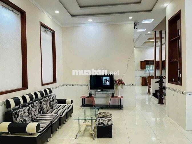 Cho thuê nhà 6pn 6wc full nội thất KDC Hiệp Thành 3