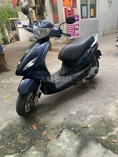 Bán xe Piaggio Fly 3V 125cc màu xanh tím, đăng ký 2015, xe đời cuối