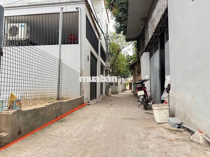 Bán đất thôn Chi Đông, xã Quang Minh, Mê Linh. Gần chợ lớn.