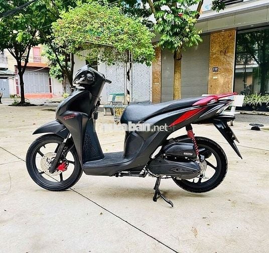 Honda Vision cá tính 2022 nguyên bản