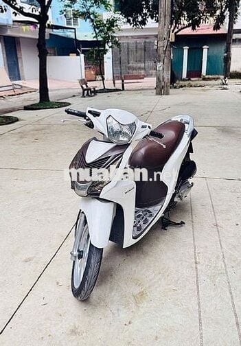 Honda Vision 2015 trắng chính chủ