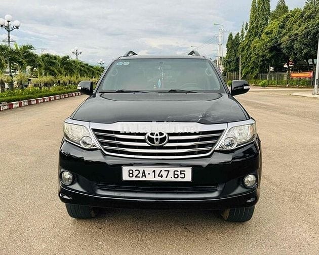 Toyota Fortuner đk 2014 xe rất đẹp nhận đỗi xe