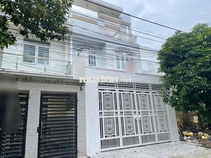 EM CẦN SANG LẠI CĂN NHÀ 1tỷ3 ạ