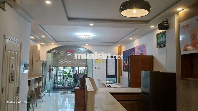 Cho thuê nhà nguyên căn, diện tích 5x20, 1 trệt,2 lầu,nội thất đầy đủ