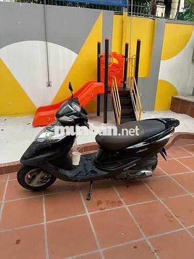 Cần bán xe Atialia 2011 125CC màu đen