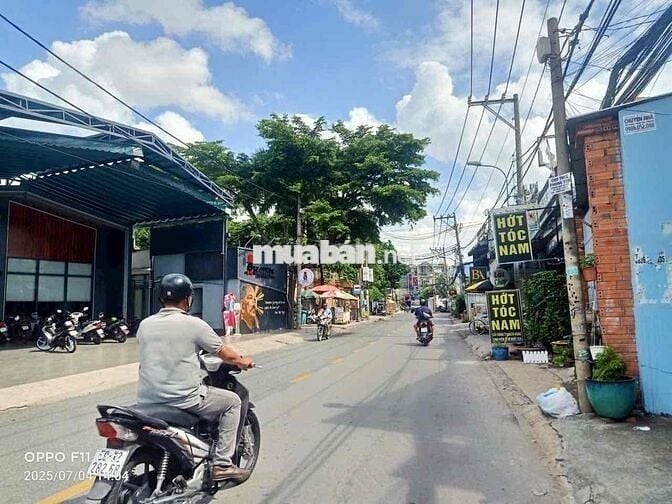 Cần cho thuê nhà ngay đại học ngân hàng Linh Trung Thủ Đức