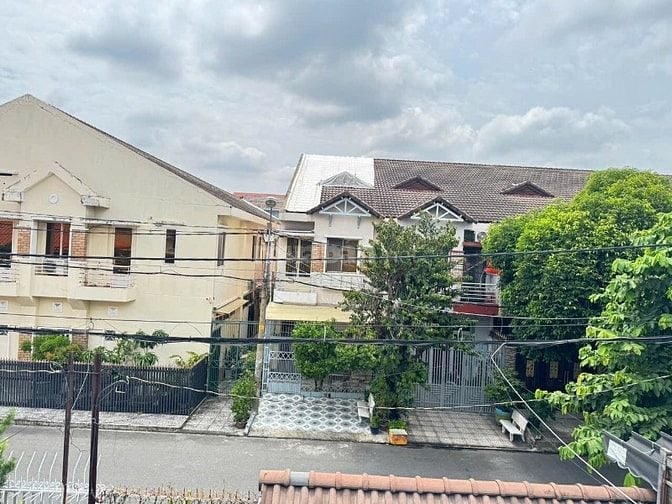 Bán nhà 6x24m, KDC Bình Hưng, ngay bến xe Q8