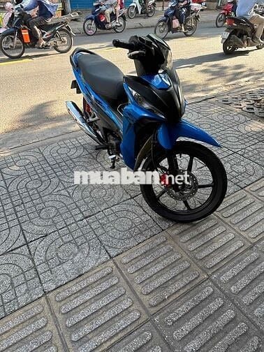 Wave Rsx  biển Kiên Giang