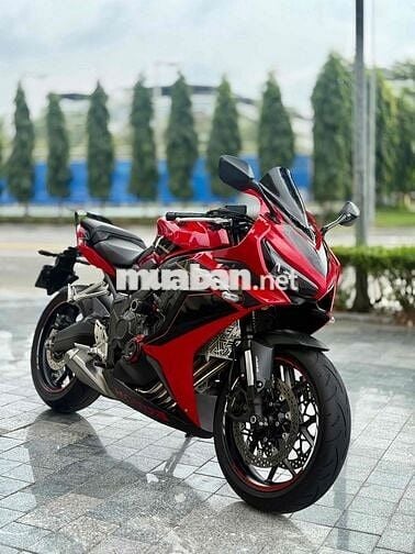 Honda CBR650R Model 2023 đã đi được 1400km