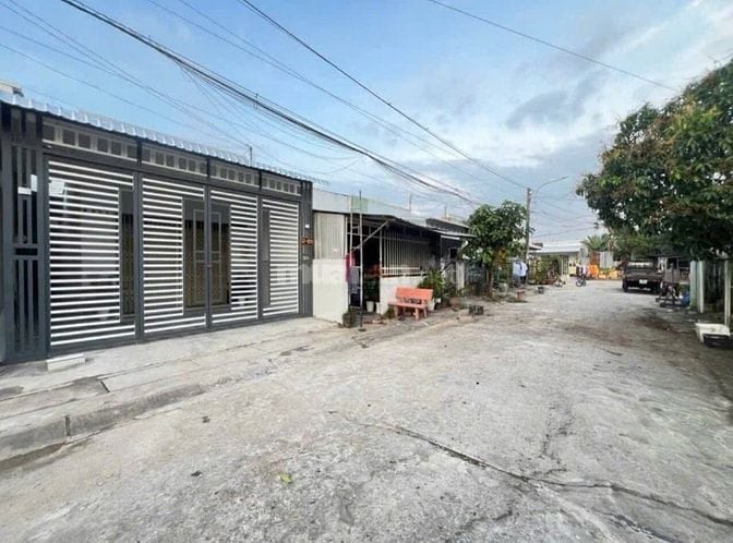 Hót...Cần bán căn nhà 97m2 ở Xuân Thới Đông - Hóc Môn giá 785 triệu.
