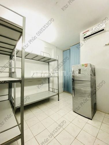Ở ghép 814/5 Sư Vạn Hạnh Q10 cách Huflit 100m,Y Phạm Ngọc Thạch 400m