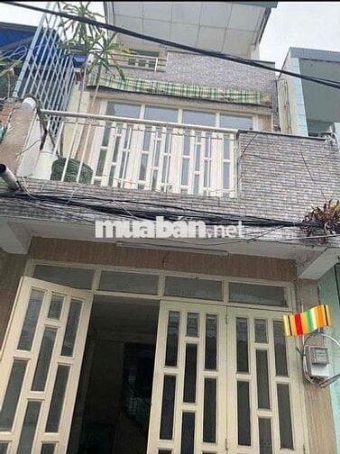 Hẻm xe hơi Lê Đại Hành, P11, Q11. DT: 4x13m, 3PN, 2WC, 2 lầu