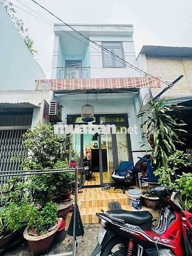NHÀ 2 TẦNG ĐẸP - GẦN MÃ LÒ  (4m x 12m)