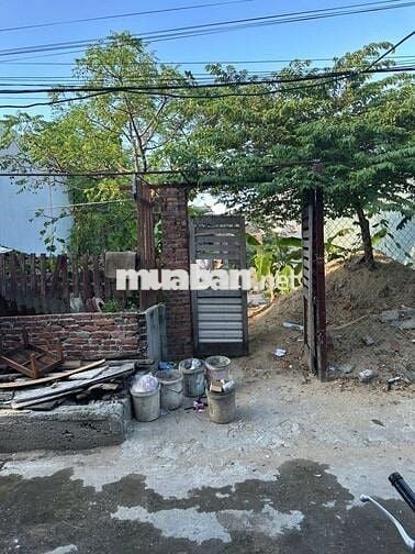 Bán Đất hẻm, gần chợ, gần trường học, gần biển Nguyễn Tất Thành