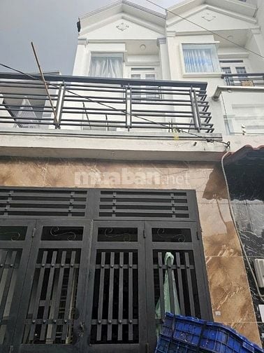 Chính chủ gửi bán gấp nhà đẹp đường số 2 BHHB quan bình tân 3,3*12 