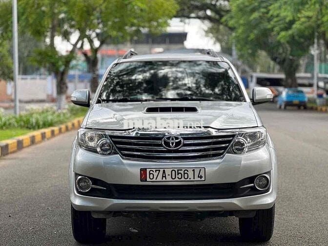 Toyota Fortuner 2016 2.4G 4x2 MT - 120000 km
