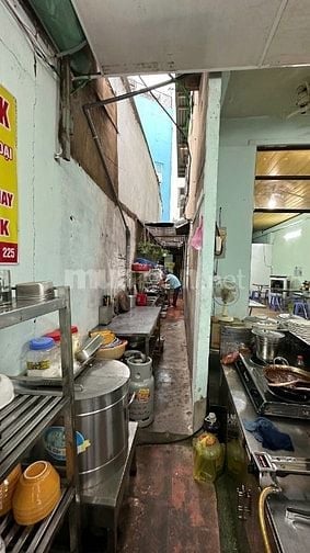 Cho thuê nhà mặt tiền Lạc Long Quân, P.9, Q.Tân Bình giá 18tr