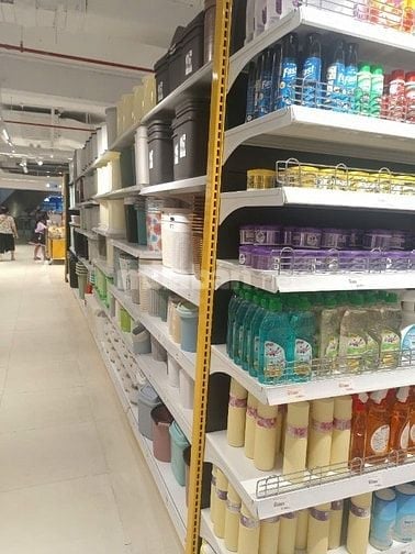 Tuyển  lao động phổ thông 2 Nam/Nữ bán hàng tại cửa hàng quận 8