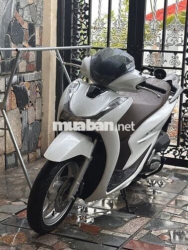 Xe mua nhưng ít sử dụng A/C nào cần xin liên hệ
