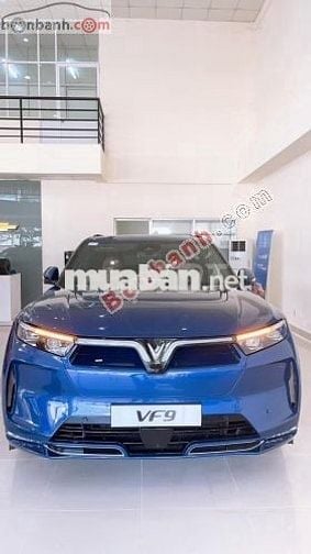 VinFast VF9 Plus 2025