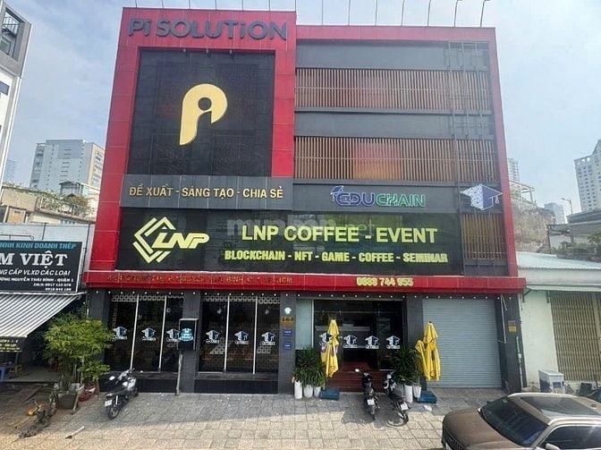 Cho thuê nhà mặt tiền Calmette, P.N.T.Bình, Q.1 giá 200tr