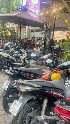 không người quản lý mặt bằng. quán caffe lý thường kiệt quận 10