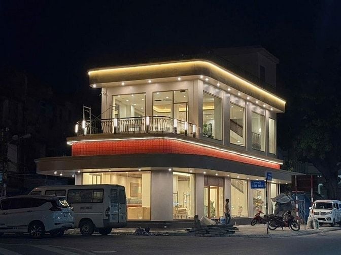 Quận Hai Bà Trưng loanh quanh Vincom - 3 tầng - 40 triệu - mọi mô hìn