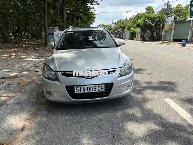 Hyundai L30CW 2010 Nhập Khấu