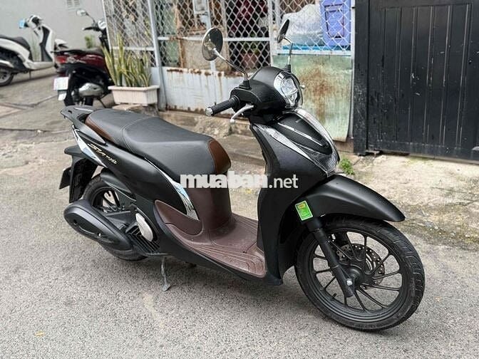 sh mode đen nhám 2023