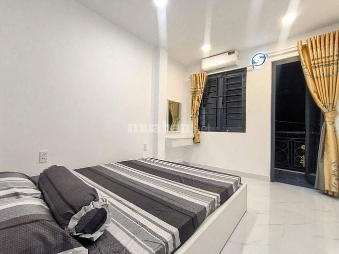Hh 1% cho mg nhà mới xây 100% full Nội thất 3x8m 2 lầu Phạm Văn Chiêu