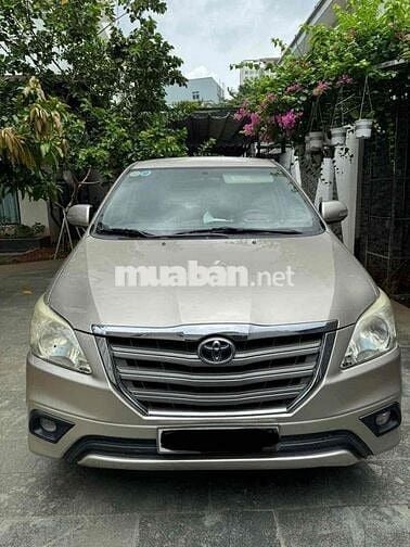 Toyota Innova 2015 - 81000 km (xe còn zin chạy kỹ)