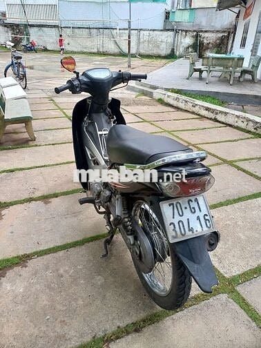 Nhà Dư xe cần bán