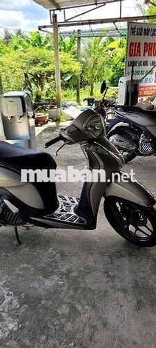 Bán dùm bà chị xe tay ga sh