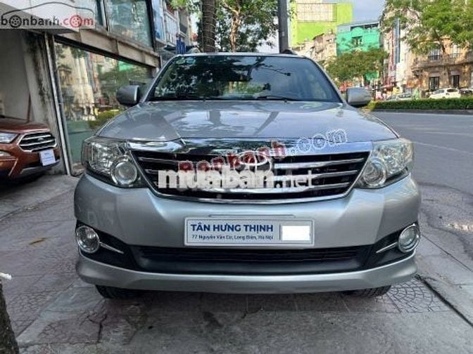 Toyota Fortuner 2.7V 4x2 AT 2015