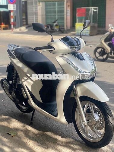 SH 2024 Trắng zin chạy 9000km đủ phụ kiện