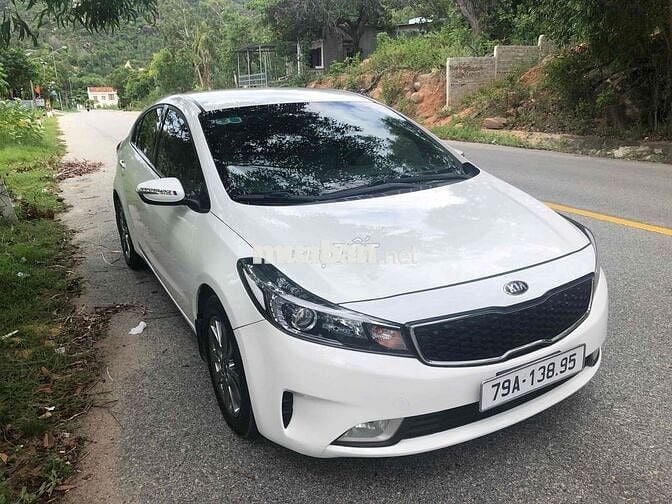 Kia Cerato 2016 1.6 MT