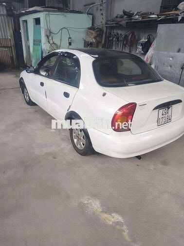 cần bán lanos 2001 đăng kiểm mới