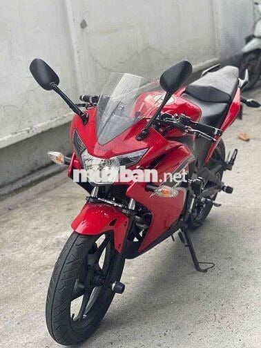 CBR 150R nhập Thái